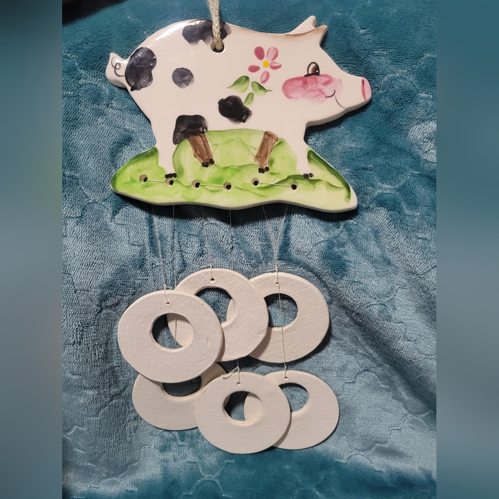Pig Chimes